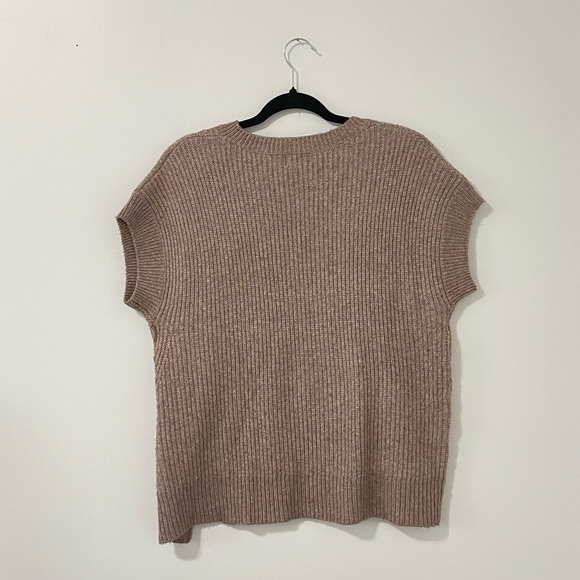 Artelier | Nicole Miller Knit V-neck Sweater Vest Deep Tan Taupe Womens Large - Picture 6 of 7